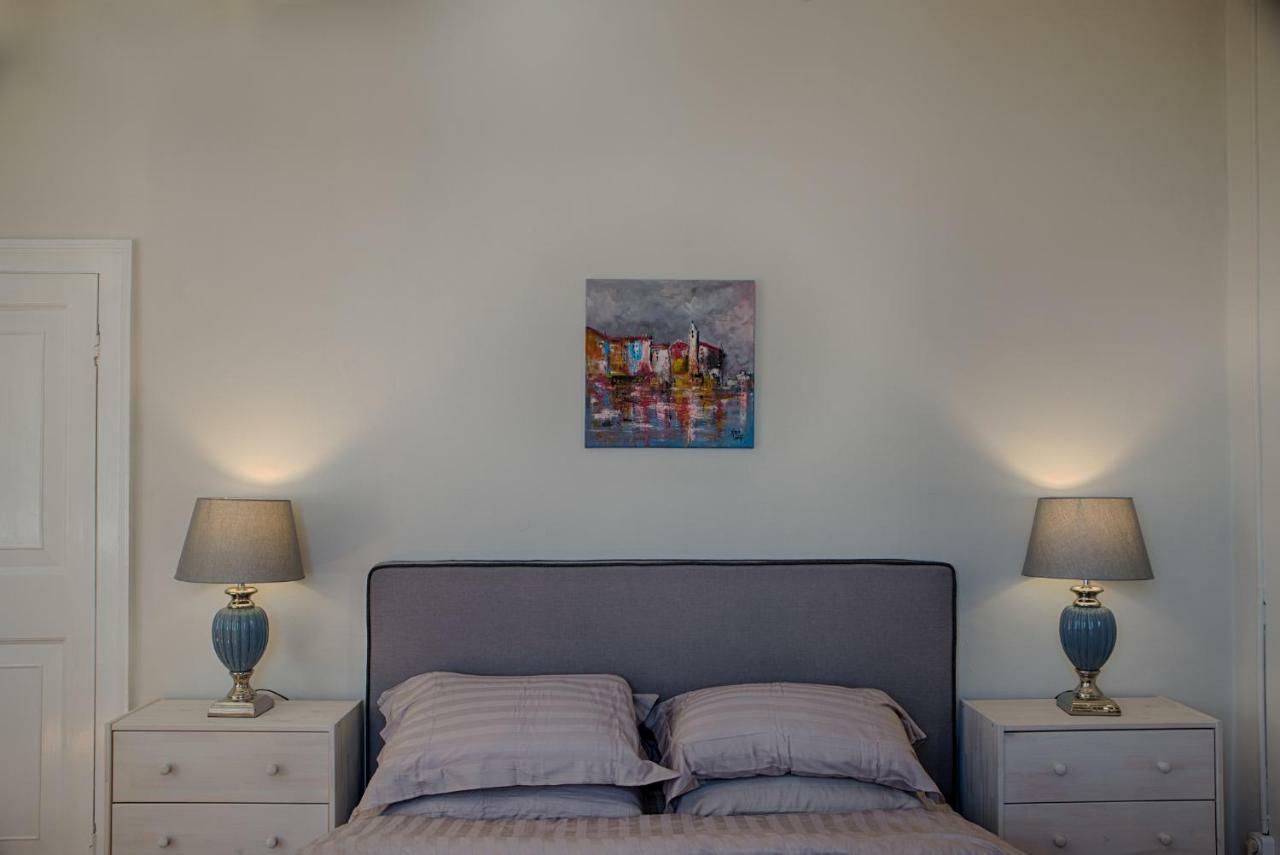 Serene Sea View Apartment In Corfu Old Town Extérieur photo