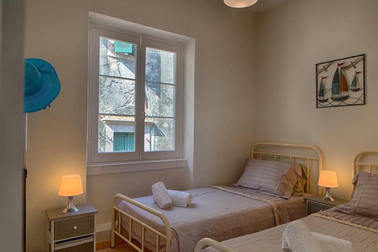 Serene Sea View Apartment In Corfu Old Town Extérieur photo