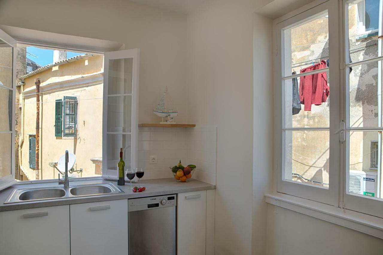 Serene Sea View Apartment In Corfu Old Town Extérieur photo